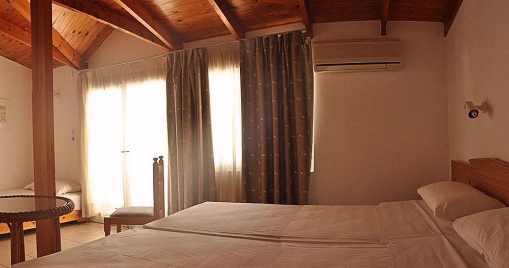 Hotel Akti Skiathos Town Luaran gambar